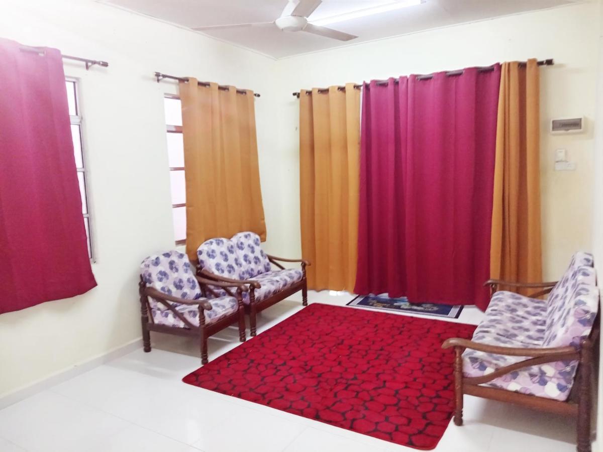 Homestay Wan Z Kuala Terengganu Ngoại thất bức ảnh