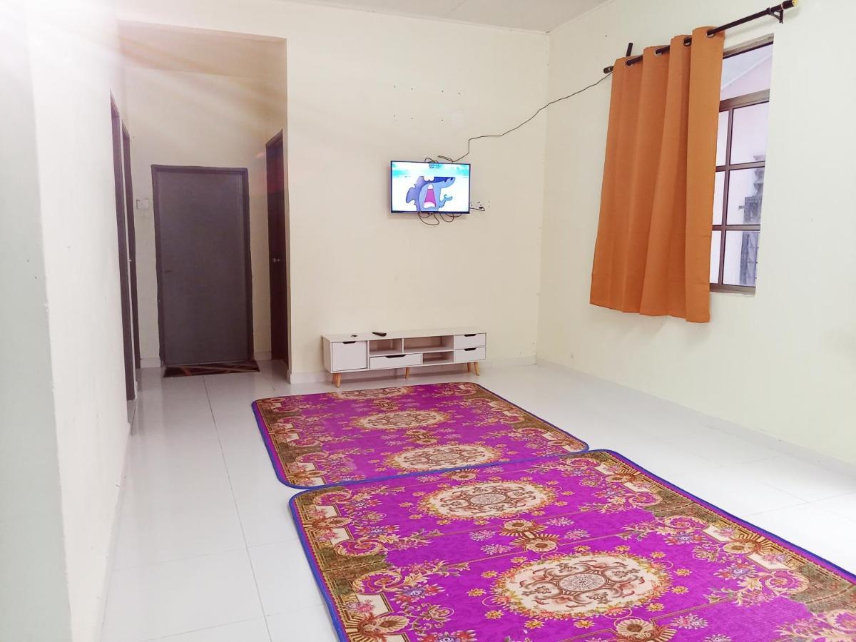 Homestay Wan Z Kuala Terengganu Ngoại thất bức ảnh